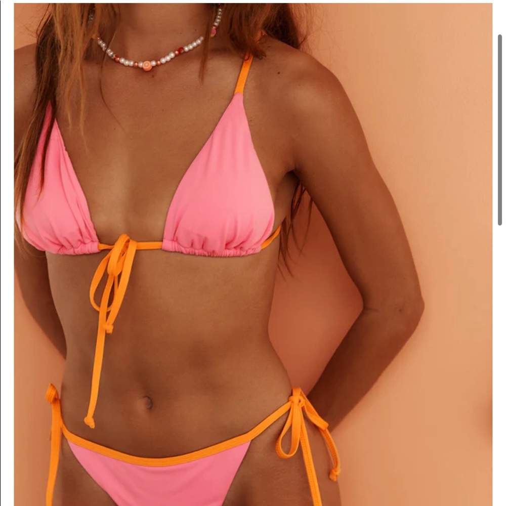 Dippin Daisys Cove Bikini Top size M